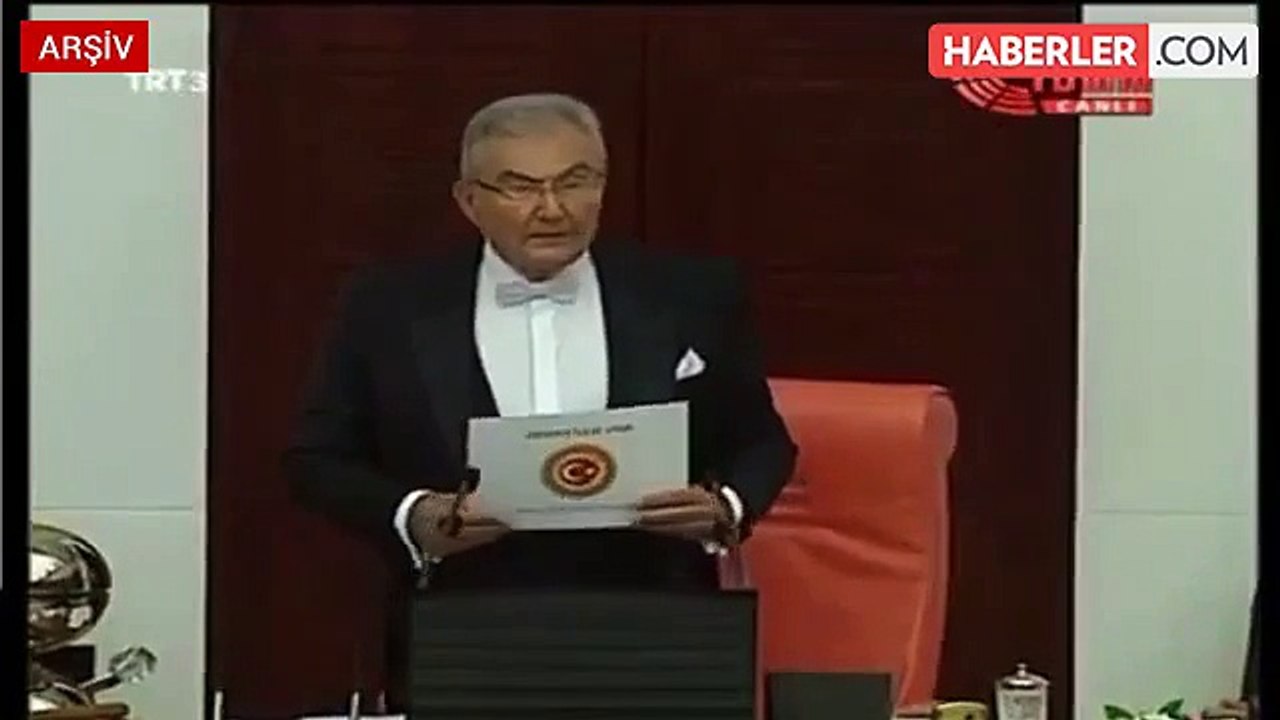 TBMM'de Yemin Törenini Deniz Baykal Yönetecek