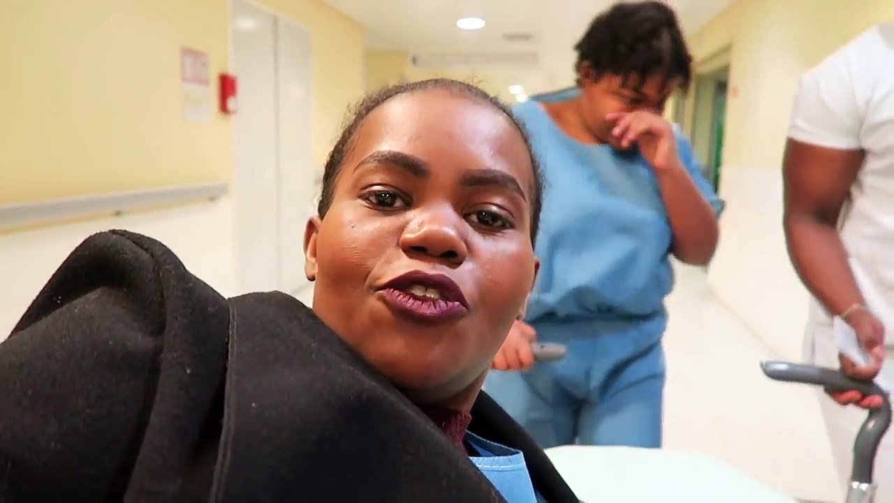 VLOG - HOSPITALISATION D'HIKMA POUR SA DENTITION - TOUJOURS PEUR DU DENTISTE