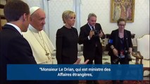 La blague d'Emmanuel Macron sur les Bretons devant le pape François