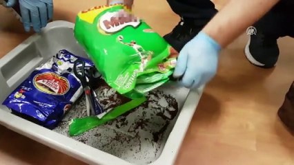 Havalimanında uyuşturucu operasyonu - İSTANBUL