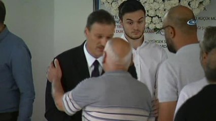 Alpay Özalan'ın Babası Son Yolculuğuna Uğurlandı