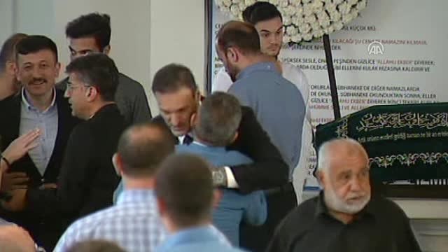 Başbakan Yıldırım Alpay Özalan'ın Vefat Eden Babası Mustafa Özalan'ın Cenaze Törenine Katıldı (2)