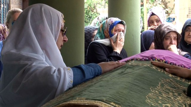 Polis kocası tarafından öldürülen kadın toprağa verildi