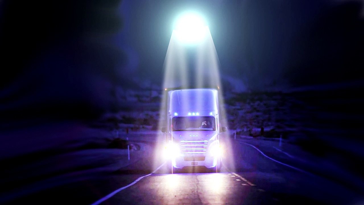 UFO NEWS optical ball UFO takes a truck to another dimension