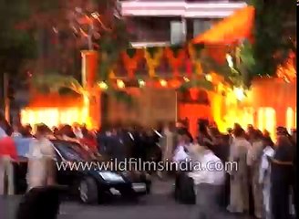 Sanjay-Manyata Dutt Ajay Devgn Kajol Prem Chopra Shiamak Davar at Abhi-Ash wedding