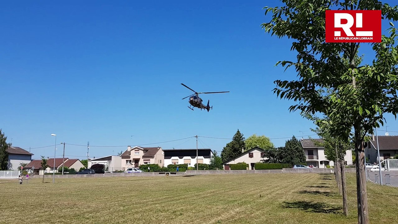 Jarny : un hélicoptère de combat pour la signature de convention avec le lycée Jean-Zay et le 3e RHC