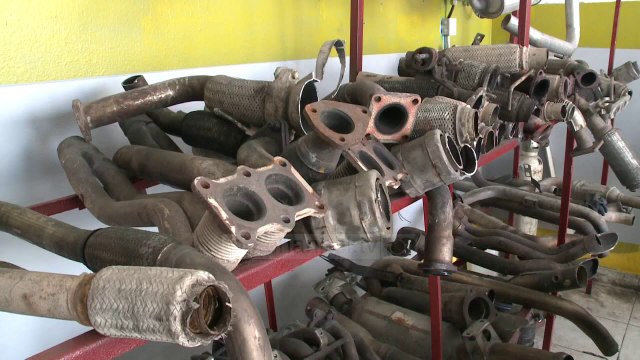 Mashtrimi me automjetet - Top Channel Albania - News - Lajme