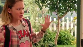 Stuck In The Middle S02E16