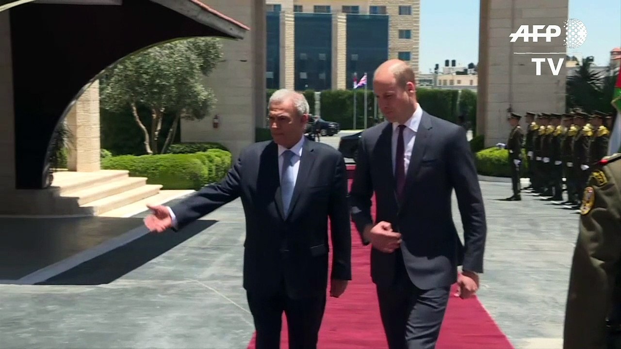 الامير وليام  يلتقي الرئيس محمود عباس في رام الله
