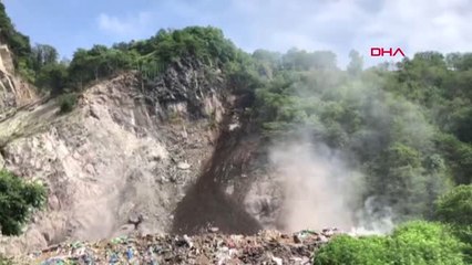 Artvin - Taş Ocağında Patlatma Heyelana Yol Açtı, Yol Kapandı, 2'i Asker 3 Kişi Yaralandı Hd