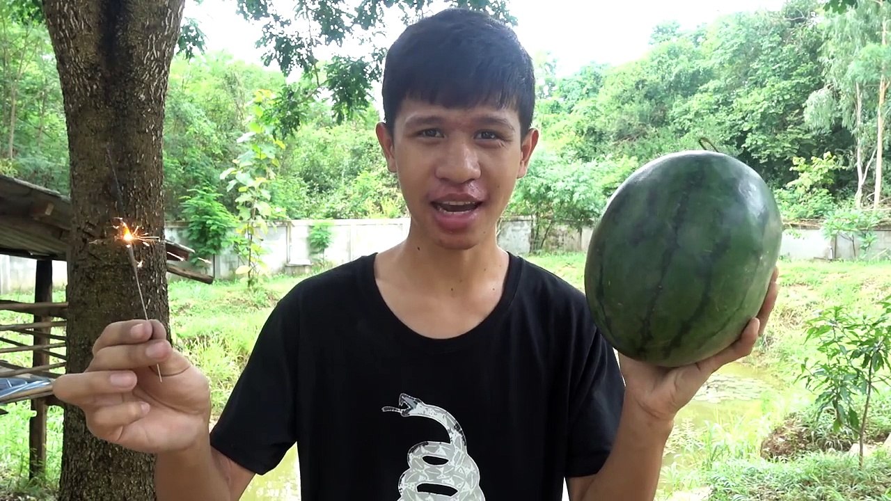 แตงโม vs ไฟเย็น