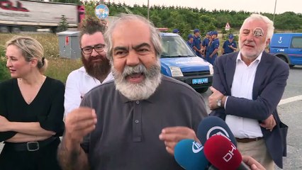 Mehmet Altan tahliye edildi - İSTANBUL