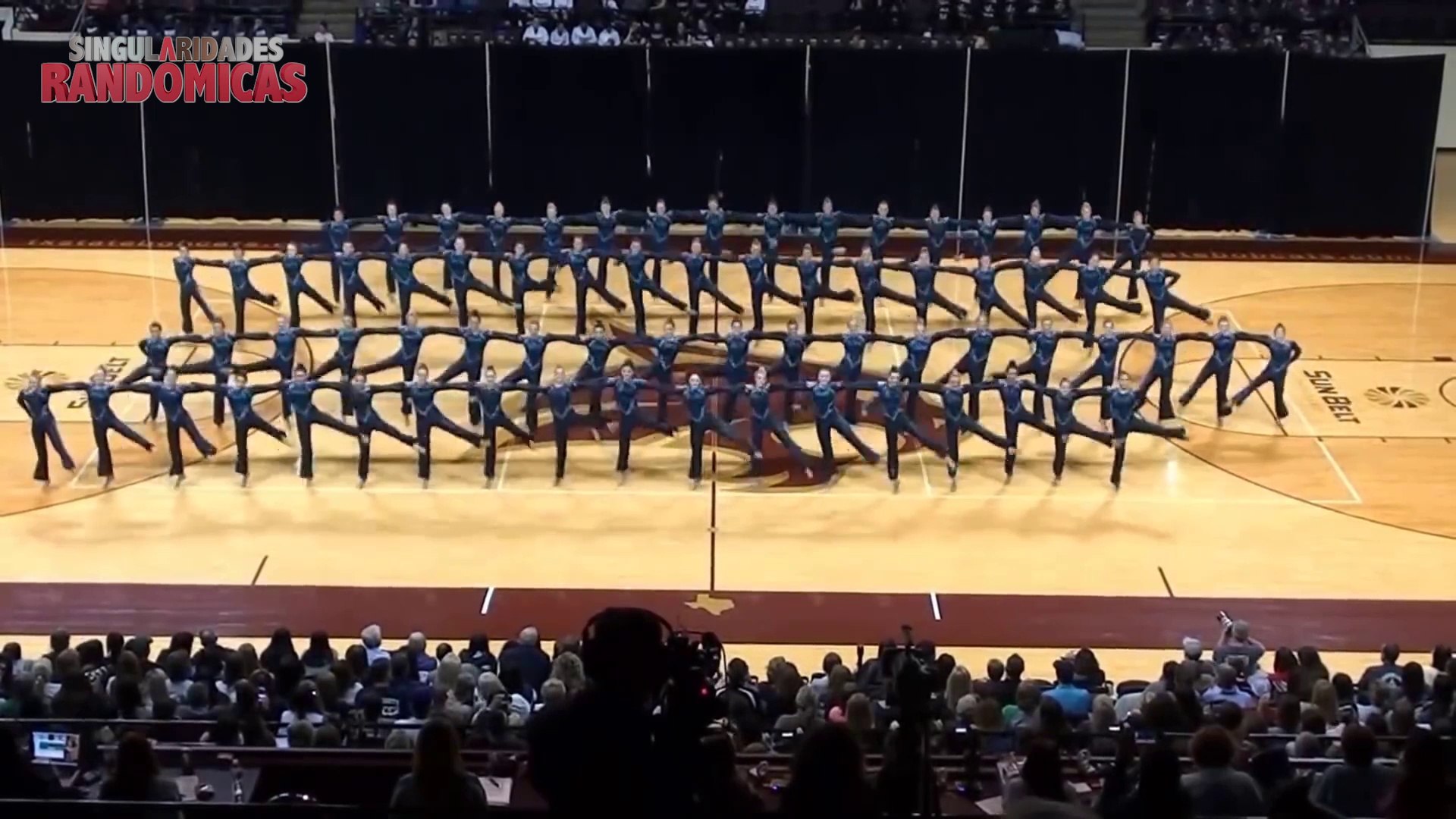 Coreografia incrível das garotas do Emerald Belles 2018