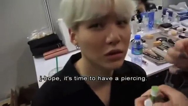 [BTS MEMORIES OF 2017] BBMAs + MAMA 2017 Behind Story DVD