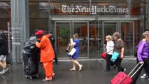 ABD'deki silahlı saldırı - New York Times binası önünde güvenlik önlemleri - NEW YORK