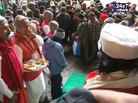 J&K Governor N.N Vohra offered prayers at Amarnath Shrine on the first day of Amarnath Yatra.