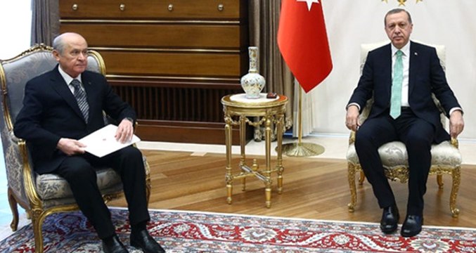 Cumhurbaşkanı Erdoğan ile Devlet Bahçeli, Bedelli Askerlik ve OHAL Konusunda Mütabakata Vardı