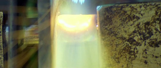 Young Ones - Official Trailer (2014) Nicholas Hoult, Michael Shannon