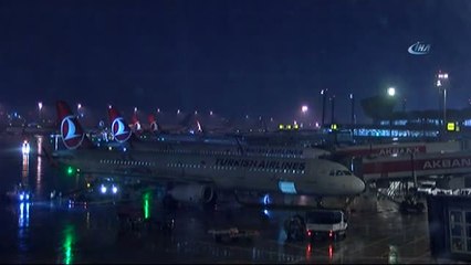 Şiddetli Yağmur Hava Trafiğini Olumsuz Etkiledi