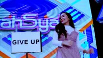 Host-host Dahsyat mengajak generasi Dahsyat untuk meninggalkan hal-hal buruk yang pernah terjadi dan menjadi lebih baik melalui video #WalkingIn2018ChallengeK