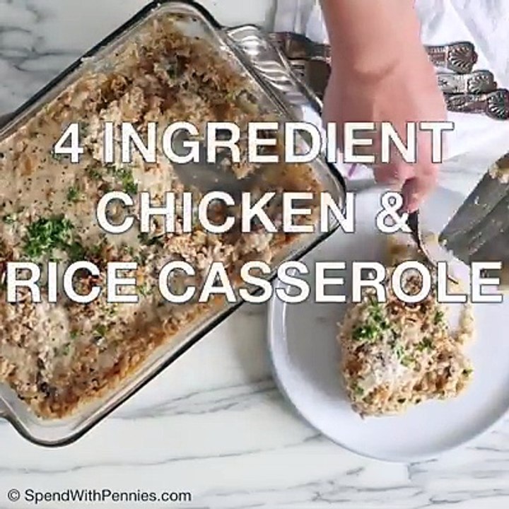 4 Ingredient Chicken & Rice Casserole!  Just 5 minutes of prep for a delicious meal!Print here: