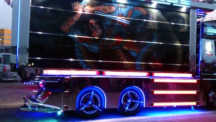 デコトラ祭 大阪 ナイトシーン