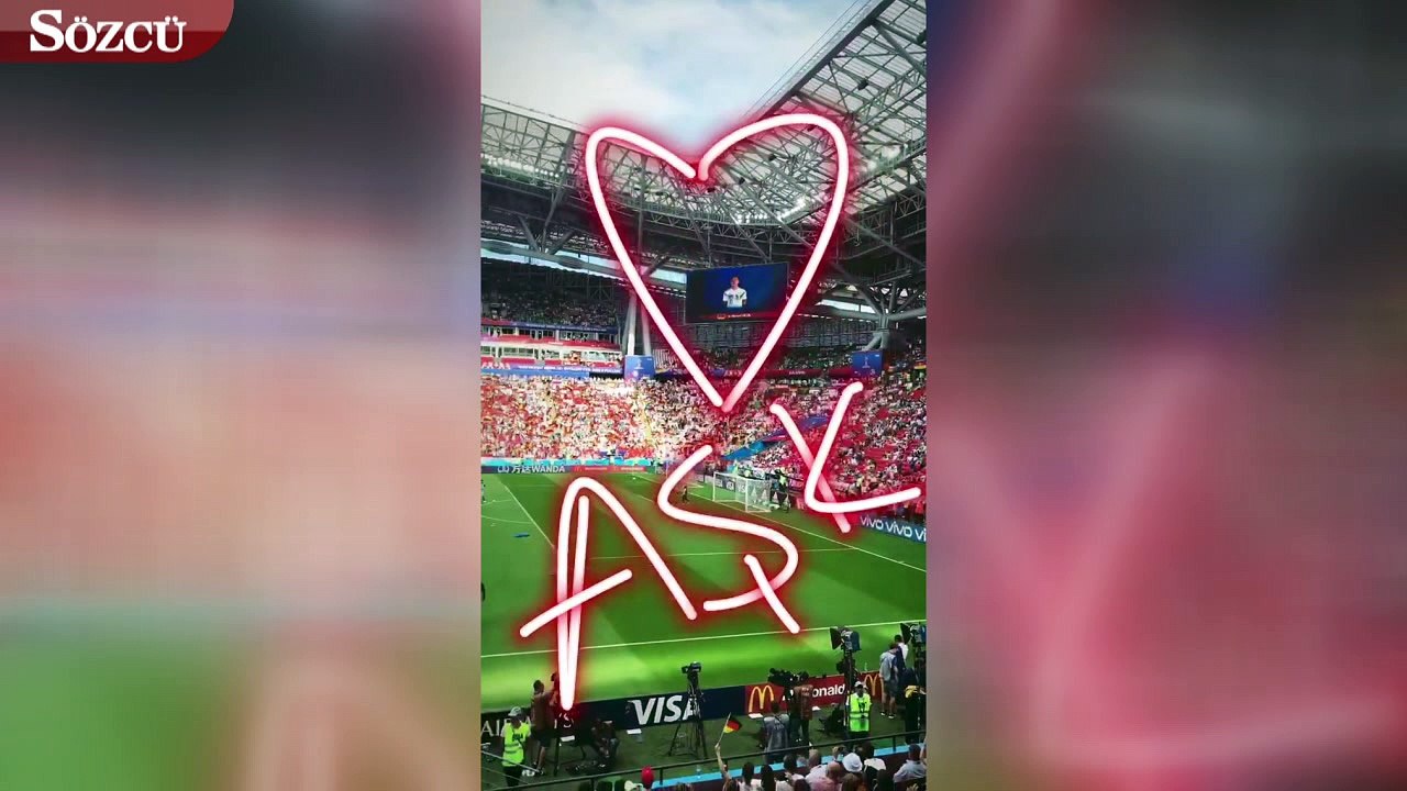 Amine Gülşe'den romantik paylaşım
