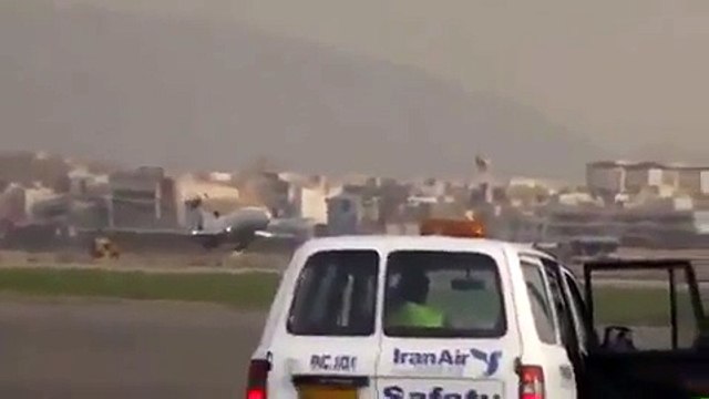 طيار سوري يذهل العالم ببراعته.. لن تصدق ما ستراه!