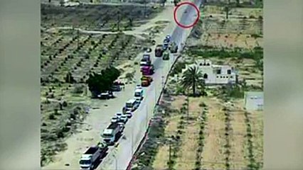 فيديو: شاهدوا جُندياً مصرياً يُحبط عملية إرهابية بطريقة شجاعة!