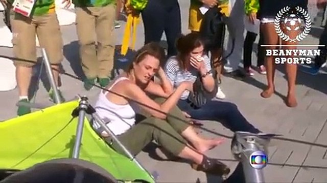 فيديو: إصابات طفيفة إثر سقوط كاميرا معلقة على أحد ملاعب ريو 2016
