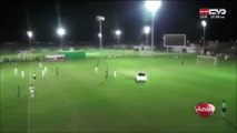 بالفيديو سيارة تقتحم مباراة الجزيرة وشباب الأهلي وتثير ذعر اللاعبين