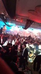 اشتباكات بالأيدي في حفل عمرو دياب