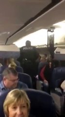 فيديو طائرة تعود لمطار الإقلاع مرة أخرى بسبب دورة المياه!