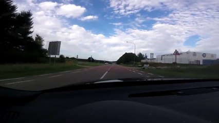 فيديو تحطم سيارة أودي RS3 بالكامل على سرعة 200 كلم/س