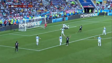 WWW DOWNVIDS NET ARG vs ICL   MESSI MISS PENALTY (64')   6 16 2018