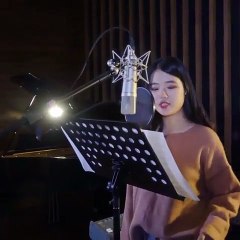 فتاة كورية تغني "مازال" لسميرة سعيد بطريقة رائعة