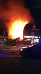 حريق هائل في بريطانيا