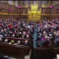 رجل من كوكب آخر: وزير بريطاني يستقيل أمام البرلمان لسبب لن تتوقعه أبدا