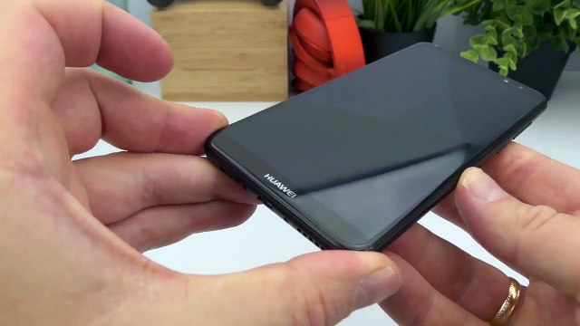 فتح صندوق هاتف هواوي ميت 10 لايت / Huawei Mate 10 lite