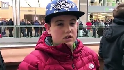 لحظة شراء هاتف أي فون