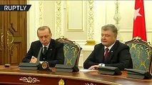 فيديو: شاهدوا موقفاً محرجاً لأردوغان خلال لقائه برئيس أوكرانيا