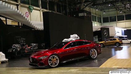 فيديو مميز لمرسيدس AMG GT وهي تسير على الطريق