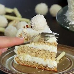 بالفيديو طريقة عمل كيكة جوز الهند