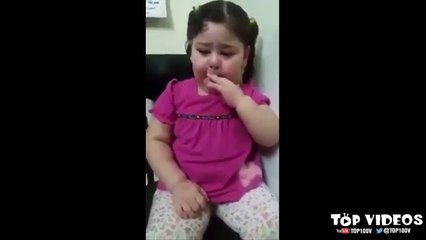 طفلة خليجية تبكي بسبب الريجيم التي تخضع له