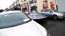 فيديو لطبق طائر يسير في شوارع إيرلندا والشرطة تلاحقه!