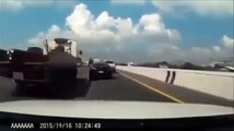 فيديو سائق بي ام دبليو يحاول اللحاق بنيسان GTR والنتيجة مؤسفة