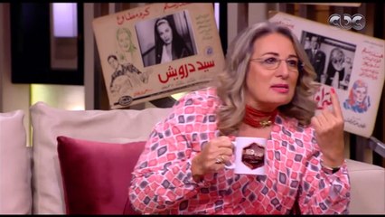 هنا العاصمة   لميس الحديدي تعرض ملابس هند رستم على الهواء