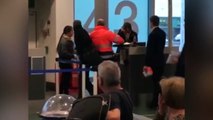 فيديو سيدة تعتدي على موظفة بالمطار لهذا السبب!