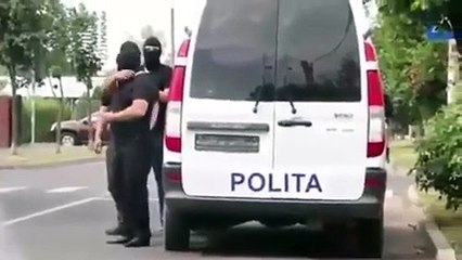 فيديو أسوأ عرض زواج في التاريخ.. والعروس أصيبت بنوبة من البكاء الهيستيري!