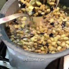 طريقة عمل فتة الباذنجان في الفيديو